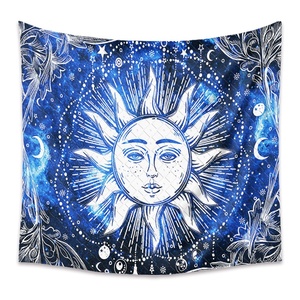 Tapisserie murale traditionnelle Heil, Tapisserie Mandala Soleil Lune, Design d'art abstrait, 100% polyester, tissu brossé pour salon - Product Image 1