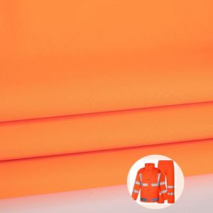Tissu Oxford 100% Polyester DTY Fluorescent Imperméable 300D*300D avec Revêtement PU Blanc Laiteux Respirant pour Manteaux et Vestes de Filles - Product Image 2