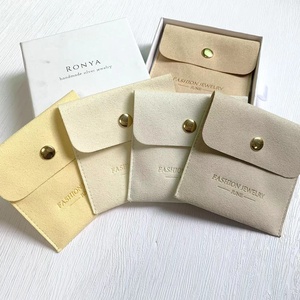 Pochette de rangement pour bijoux en microfibre de coton velours de luxe avec logo personnalisé, 8x8 cm, sac de rangement pour bijoux, sac d'emballage - Product Image 6