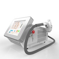 Appareil d'épilation au laser diode portable EosICE 808 755 1064nm avec un outil d'utilisation