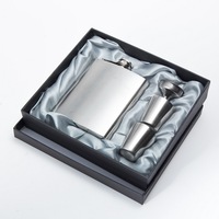 Ensemble de flacons à liqueur en acier inoxydable de 7 oz et 8 oz avec entonnoir, coffret cadeau pour homme, flacon à whisky personnalisé avec logo