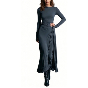 Robe longue moulante asymétrique à manches longues pour femme – Idéale pour les soirées et événements - Product Image 2