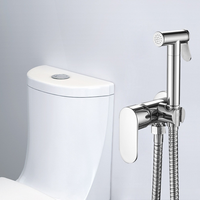 Ensemble de pulvérisateur de bidet mural moderne en zinc avec pistolet de pulvérisation Shattaf, mitigeur et tuyau pour salle de bain