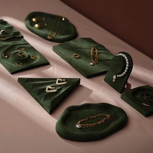 Présentoir <span class=keywords><strong>à</strong></span> bijoux vert pour bijoux Boucles d'oreilles <span class=keywords><strong>palette</strong></span> Anneau Collier Bijouterie Stockage Table de présentation Plateau de présentation - Product Image 1