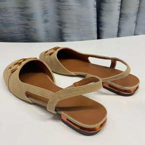 Sandales plates d'été pour femmes en daim respirant et antidérapant, style français Vachette, chaussures de bureau grandes tailles, fabrication OEM - Product Image 4