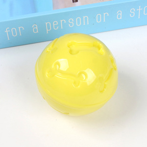 Pelota de juguete para perros TPR con campana, juguete masticable duradero para mascotas, 6.5 cm, color aleatorio, dispensador de comida para mascotas - Product Image 3