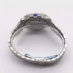 Vente en gros de boîtiers de montres personnalisés en acier inoxydable argenté de 40 mm, verre saphir, bracelet étanche, modèle 2067, 30 g - Product Image 6