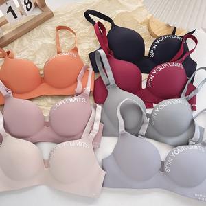 Lingerie Ajustement Mince Gros Seins Petit Europe et Amérique Rassembler Femmes Plus La Taille Dentelle Soutien-Gorge Couverture - Product Image 1