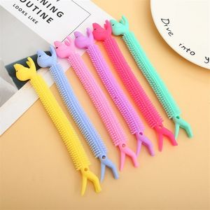 Fideos transfronterizos para aliviar el estrés, banda Lala, dinosaurio, cuerda elástica Tpr, juguete de liberación de goma suave al por mayor - Product Image 1