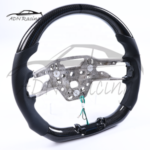 Volante calentado de fibra de carbono negro genuino para Ford Mustang S650 2024 2025 2026 - Product Image 2