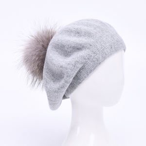 Français Automne Bébé Filles Garçons Hiver <span class=keywords><strong>Béret</strong></span> Chapeau Mignon Pom Pom En Plein Air De Luxe Double Couche En Gros Cachemire Tricoté Enfants <span class=keywords><strong>Béret</strong></span> - Product Image 4