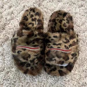 2026 Autumn and Winter Flat Bottom Home Furry Warm <b>Slippers</b> for Men and Women - Product Image 1