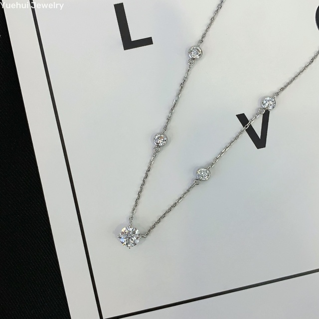 Luxury 9K/14K/18K Au750 Fine Jewelry 0.93ct Round Cut Created Lab Grown Diamond Charm Pendant Necklaces