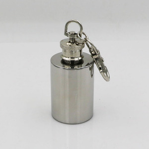 Miniature gourde isotherme en acier inoxydable de 1 oz, design cylindrique, isolation thermique, anti-fuite, accessoire porte-clés - Product Image 5