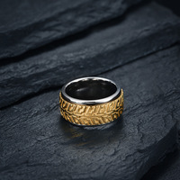 Yunnique Trendiger Drehbarer Reifenprofil-Design Entspannungsring, Einzigartiger Hip-Hop Herrenring aus Edelstahl/Schwarz/Gold für Motorradfahrer