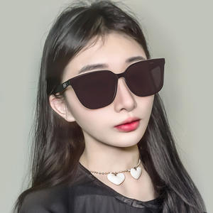 Gafas de sol Gm unisex con montura de PC, lentes polarizadas UV400 tipo 3 para conducir y uso al aire libre - Product Image 2