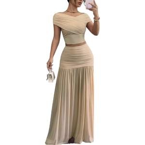 Ensemble 2 pièces personnalisé pour femme 2026 : Haut court à manches courtes et jupe longue plissée en mousseline respirante – Tenue d'été pour les vacances - Product Image 1