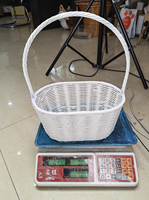 Panier en rotin PE fabriqué en usine, 29x20xH36cm, avec poignée, panier cadeau pour le rangement et les fêtes, grande taille uniquement