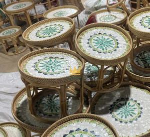 Tables gigognes en rotin écologiques de luxe avec plateau en mosaïque de nacre, ensemble de tables basses rondes pour la décoration intérieure de la maison et des hôtels - Product Image 5