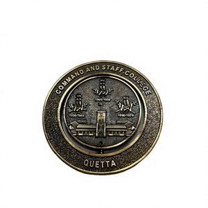 Insignias y pines metálicos personalizados, emblemas decorativos para chaquetas, bolsos, sombreros y uniformes - Product Image 1