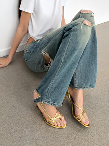 Sandálias Femininas ZA Primavera Verão 2026 Novas Douradas de Salto Agulha de Luxo com Bico Aberto, Aumento de Altura e Forro de Couro - Product Image 5