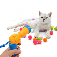Jouet interactif pour chat : pistolet lanceur de balles en peluche silencieuses pour taquiner le chat – Mini pistolet créatif pour animaux de compagnie