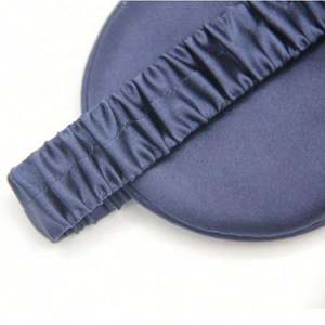 Masque de sommeil en soie personnalisé confortable et abordable pour les voyages - Product Image 4