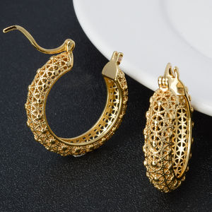 Ensemble de boucles d'oreilles et de collier pour femme en cuivre plaqué or 14 carats pour mariage, fiançailles, anniversaire, fête - Product Image 5