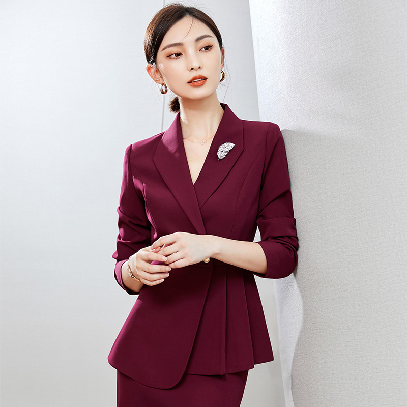 Wine red long sleeved suit+pants