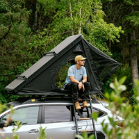 Tente de toit rigide légère pour 2 personnes, avec sac de rangement spacieux, pour voyages en famille, installation rapide, entrée latérale.