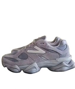 Chaussures de sport décontractées de luxe de haute qualité 9060 pour hommes - Chaussures de course à plateforme tendance - Product Image 1