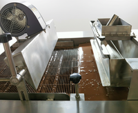 Machine d'enrobage de chocolat entièrement automatique de 400 mm, ligne de recouvrement de chocolat haute efficacité avec tunnel de refroidissement