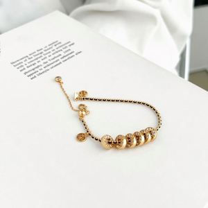 Bracelets en argent 925 plaqué or 22 carats avec chaîne tressée et pendentif Conis en zircone 5A, design exclusif Dylam, bijoux fins et élégants. - Product Image 5