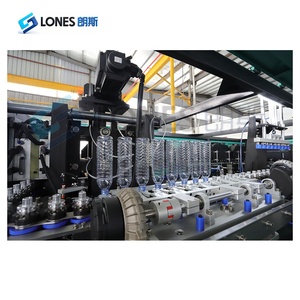 Machine <span class=keywords><strong>de</strong></span> soufflage par extrusion automatique à 9 cavités pour bouteilles d'eau en plastique PET avec souffleuse Festo pour bouteilles d'eau - Product Image 2