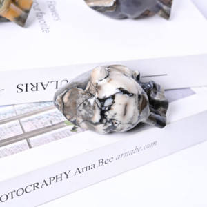 Adorno de Ágata Volcánica Natural en Forma de Corazón, Piedra Pulida, Artesanía de Piedras Preciosas Hecha a Mano para Decoración del Hogar u Oficina, Regalo, Colección, Recuerdo - Product Image 5