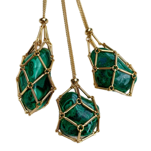 Collier personnalisé en argent plaqué avec perles de cristal et chaîne à maillons, style punk pour enfants, avec pendentif et sac en filet - Product Image 1