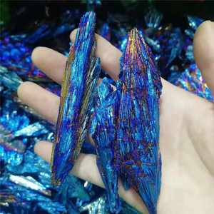 Vente en gros de pierres minérales de <span class=keywords><strong>kyanite</strong></span> noire électro-plaquée naturelle, <span class=keywords><strong>pierre</strong></span> de <span class=keywords><strong>kyanite</strong></span> bleue aura pour la décoration - Product Image 2