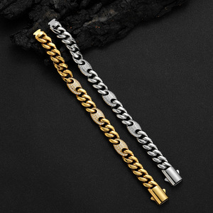 Bracelet <span class=keywords><strong>en</strong></span> acier inoxydable <span class=keywords><strong>de</strong></span> style cubain, bijoux pour hommes, hip-hop, plaqué <span class=keywords><strong>or</strong></span> 18 carats, bracelet cubain épais <span class=keywords><strong>en</strong></span> zircon, nez <span class=keywords><strong>de</strong></span> cochon - Product Image 4