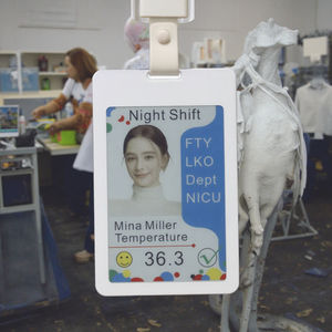 Picksmart - Insignia Inteligente Inalámbrica Recargable con Pantalla de 6 Colores, ABS, <span class=keywords><strong>3.6</strong></span> Pulgadas, Alta Calidad, Blanca, Resistente al Agua, para la Escuela, Oficina, Hogar, BLE - Product Image 6