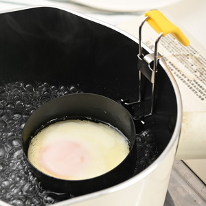 Cuiseur à œufs rond pliable à suspendre, antiadhésif et anti-brûlure, pour usage domestique, avec moule à œufs pochés et à ondulations d'eau - Product Image 3