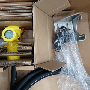 For Level <b>Radiation</b>-based FIBERTRAC 31 Radiometric Sensor Plastic Housing for Continuous Level Measurement IP66/IP67 - Product Image 2