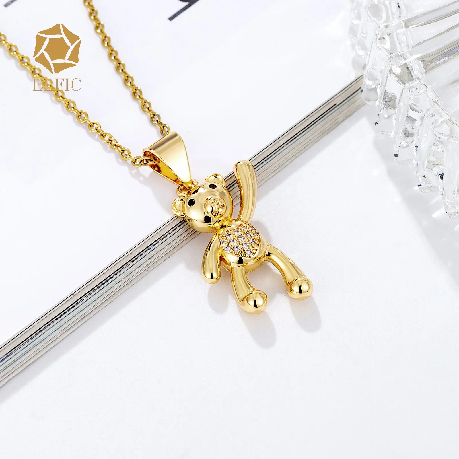 Elfic Animal Charm Pendant Children Gift Gold Plated Bear Pendants Moon Initial Necklace Oro laminado 18k Jewelry for Unicorn