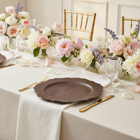 Assiettes de présentation rustiques marron de 13 pouces en faux bois massif avec bord festonné pour la décoration de Thanksgiving, de mariages et de fêtes