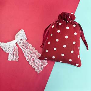 Sacs cadeaux en toile de rangement personnalisés et recyclables, logo brodé, cordon de serrage intérieur final pour cosmétiques, colliers de mariage, pierres précieuses - Product Image 6