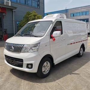 Nouveau véhicule de transport de la chaîne du froid avec <span class=keywords><strong>réfrigérateur</strong></span> isolé Caractéristiques Camion à essence manuel 4x2 Norme d'émission Euro 6 - Product Image 1