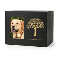 Ataúd y urna de madera para cenizas de mascotas con marco de fotos y diseño de árbol de la vida para perros y gatos
