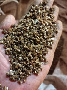 Golden <span class=keywords><strong>Yellow</strong></span> Premium Quality Vermiculita Expandida para Plantio Hortícola - Product Image 4