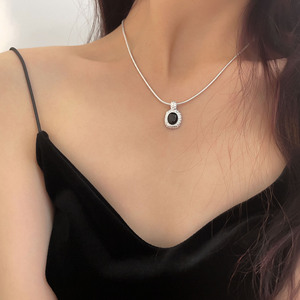 สร้อยคอเงินแท้ S925 ประดับพลอยอาเกตสีดำสำหรับผู้หญิง จี้รูปไข่แบบฝังขอบ ใช้ได้ทุกวัน สร้อยคอแบบคล้องคอ - Product Image 5