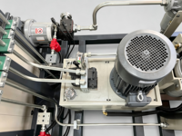 Máquina de Espuma de Poliurea y Poliuretano Automática de Alta Presión XIN LIANG Cycopentane Usada de Bajo Costo con Motor, Bomba y PLC para Construcción