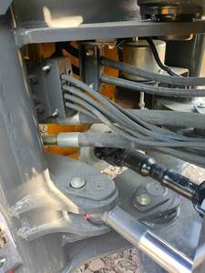 Chargeuse sur pneus industrielle d'occasion de qualité supérieure SDLG LG956L certifiée CE avec pompe hydraulique KYB - Product Image 6